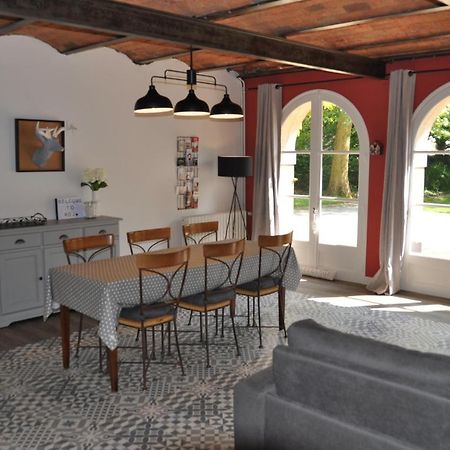 Au Rez De Jardin Hotel Cholet Kültér fotó