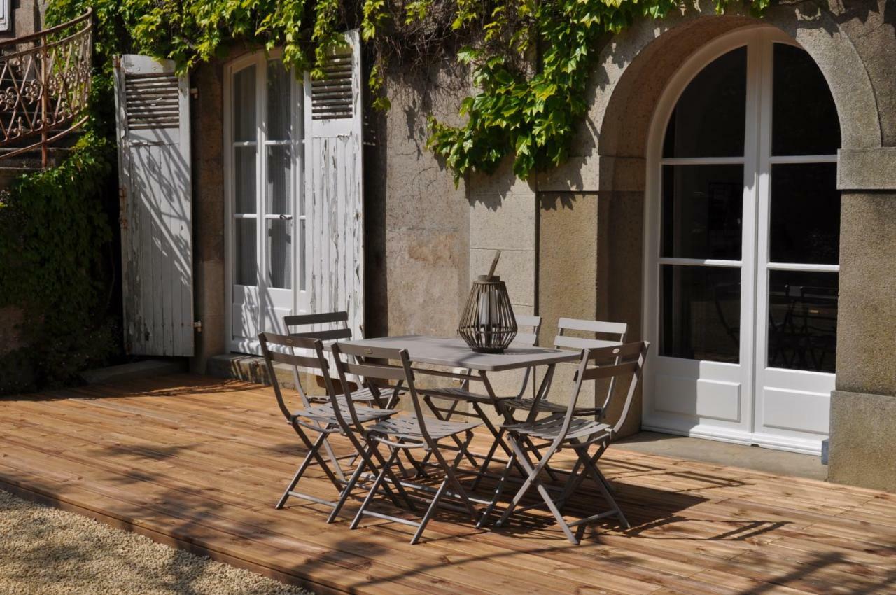 Au Rez De Jardin Hotel Cholet Kültér fotó