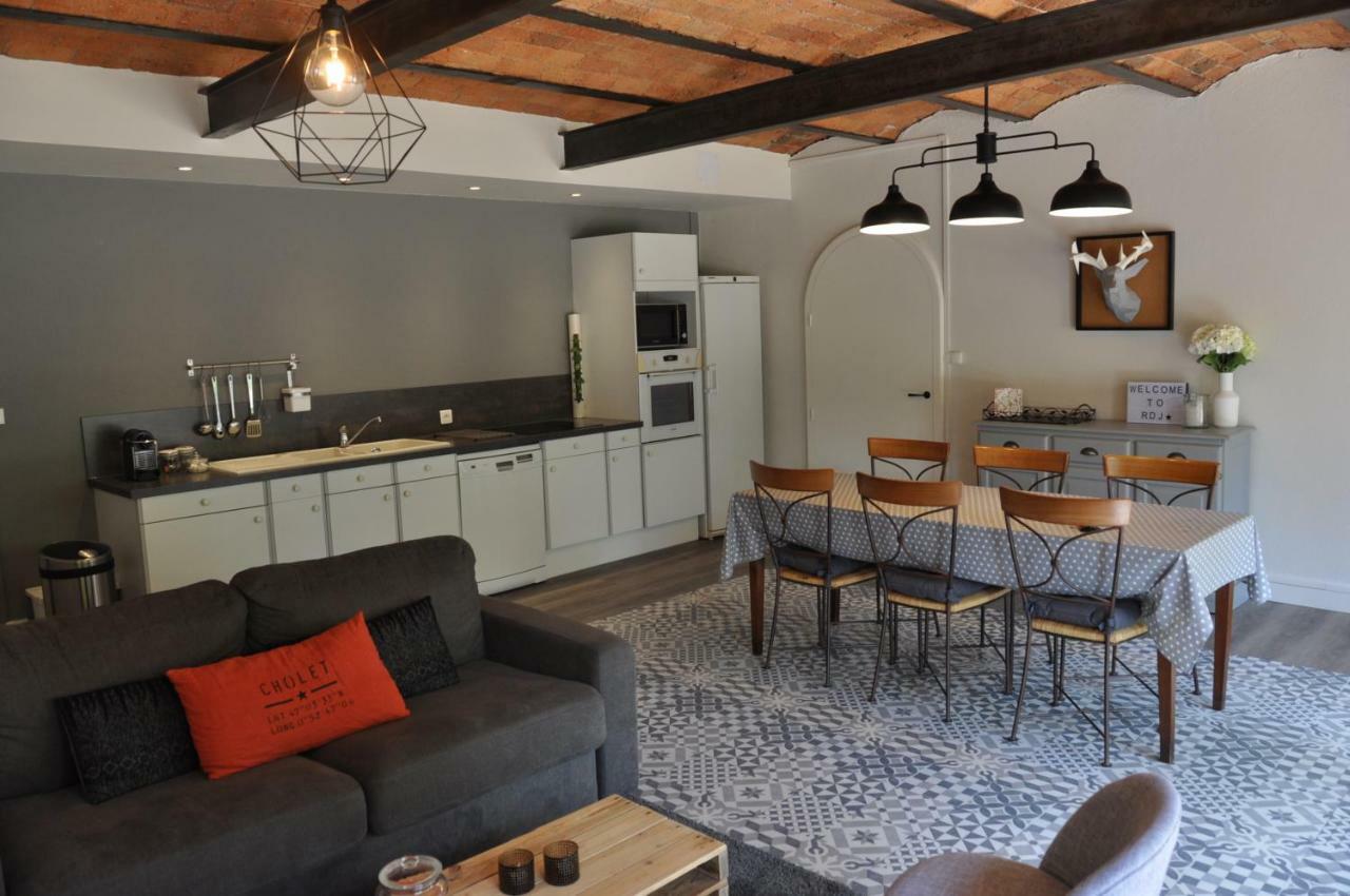 Au Rez De Jardin Hotel Cholet Kültér fotó