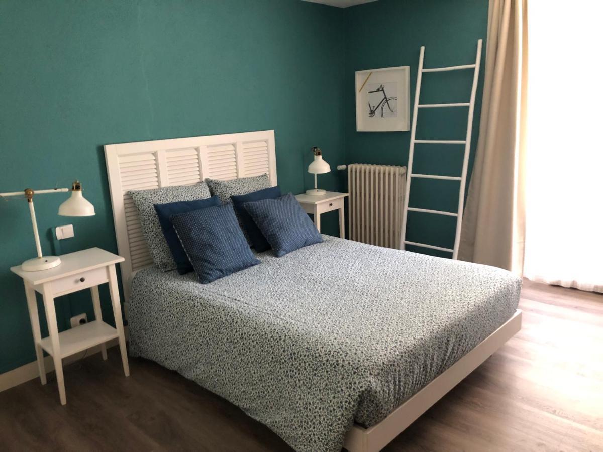 Au Rez De Jardin Hotel Cholet Kültér fotó