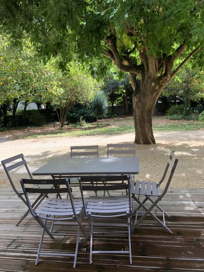 Au Rez De Jardin Hotel Cholet Kültér fotó